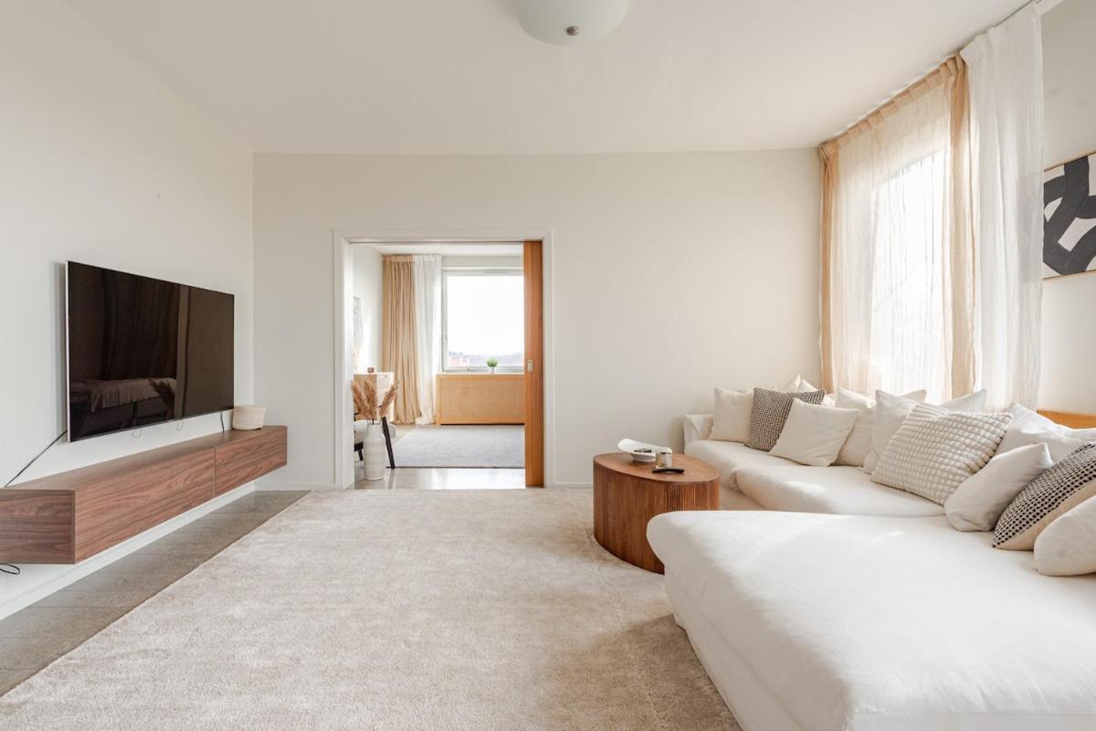 180 Sqm 5br With Stunning View In Oestermalm Leilighet Stockholm